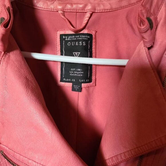 Stunning pink moto jacket by Guess jeans. - Picture 7 of 11